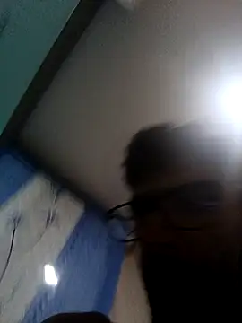 manikanda64 online show from 04/18/26, 07:07