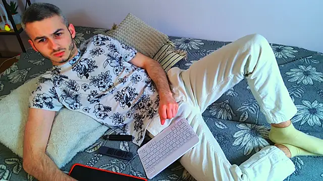 Magic Storms online show from 04/06/26, 02:20