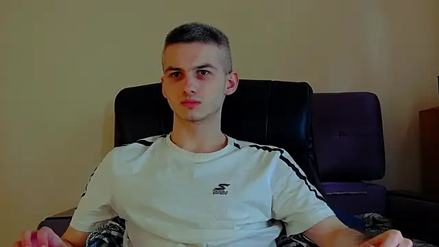 Magic Storms online show from 04/28/26, 01:27