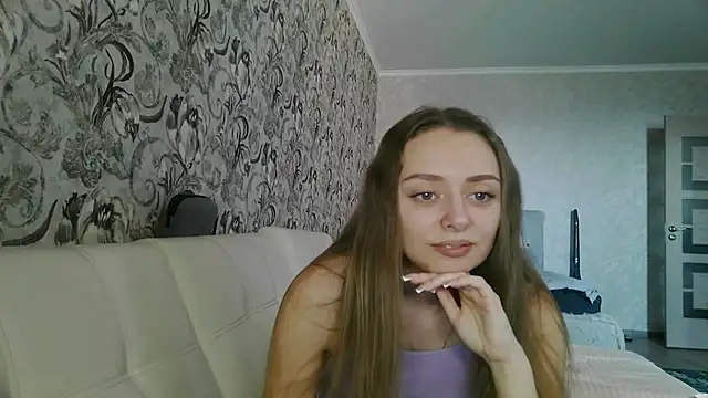Snapshot of MysticGlimmer chatting on 03/25/26, 12:33 MysticGlimmer online show from 03/25/26, 12:33