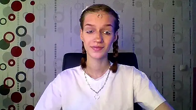 Chrissy Joyful online show from 05/14/26, 04:08