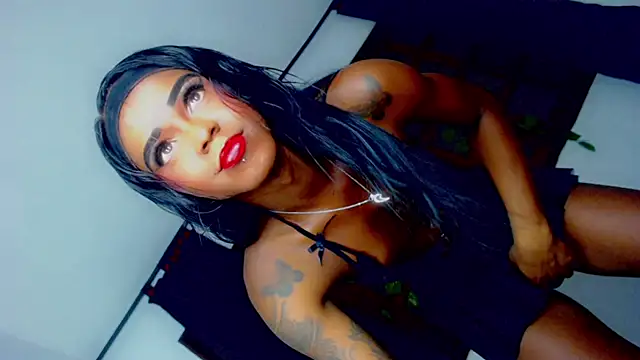 laaura dolll online show from 03/27/26, 01:44