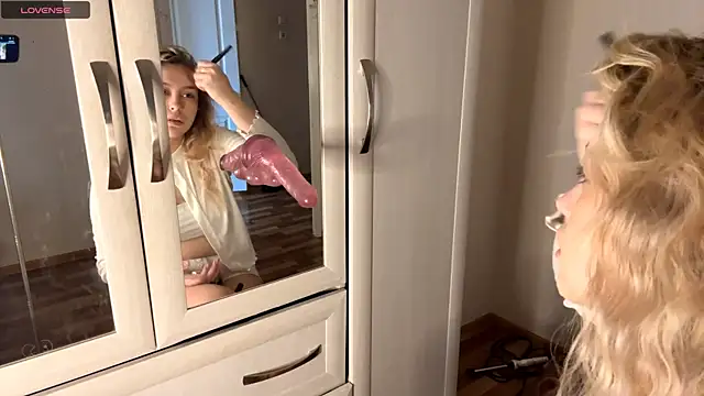 WonderedFlair online show from 04/21/26, 07:58