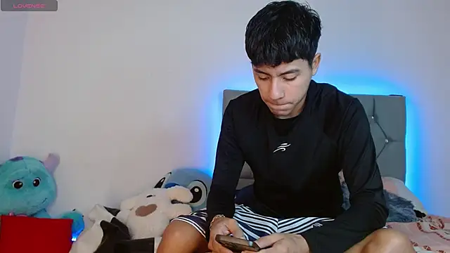 Sebas fire4 online show from 04/25/26, 07:55