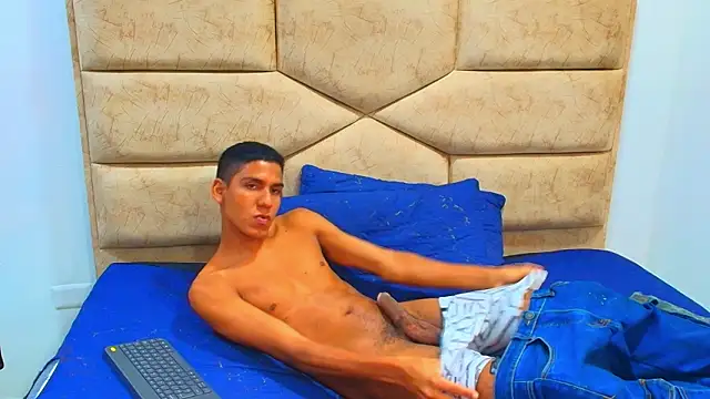 darkknight xx online show from 03/07/26, 08:39