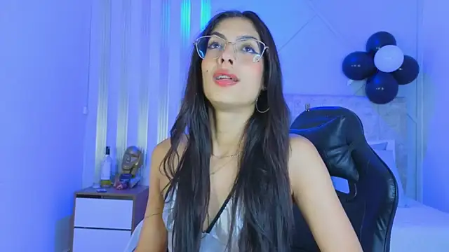 j belle  online show from 03/23/26, 02:54