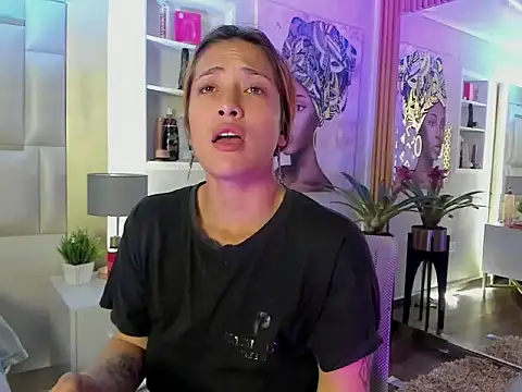 ZoeTaylorl online show from 04/09/26, 01:05