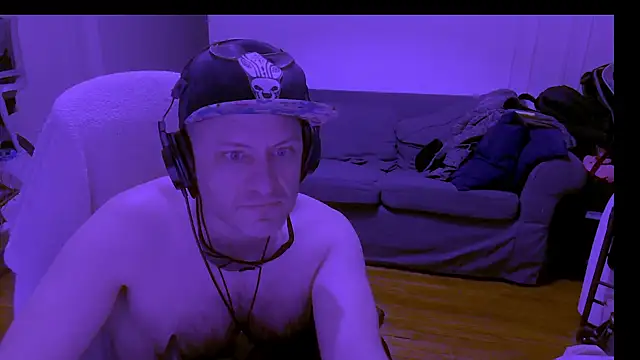 NeonDancer online show from 03/15/26, 10:38