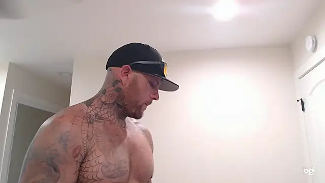 SecretsNextDoor online show from 04/04/26, 09:45