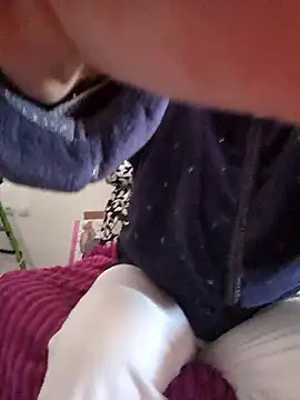 ManuelaX online show from 01/19/26, 08:51