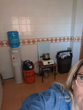 ManuelaX online show from 02/22/26, 10:47