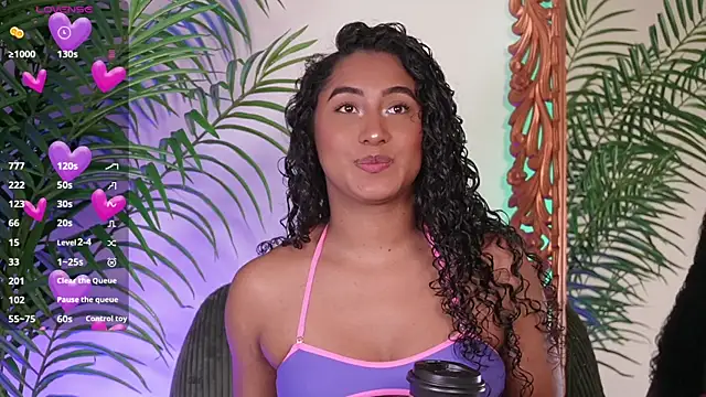 SoyJuliana 19 online show from 07/19/26, 12:42