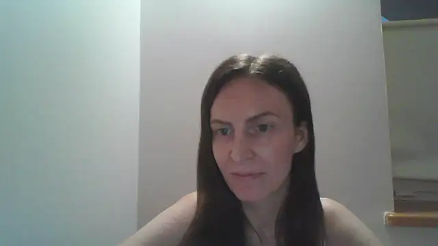Snapshot of AnnaTight chatting on 06/19/26, 07:28 AnnaTight online show from 06/19/26, 07:28