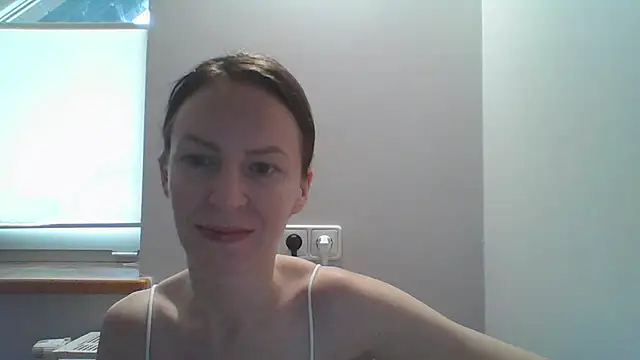Snapshot of AnnaTight chatting on 07/05/26, 08:21 AnnaTight online show from 07/05/26, 08:21