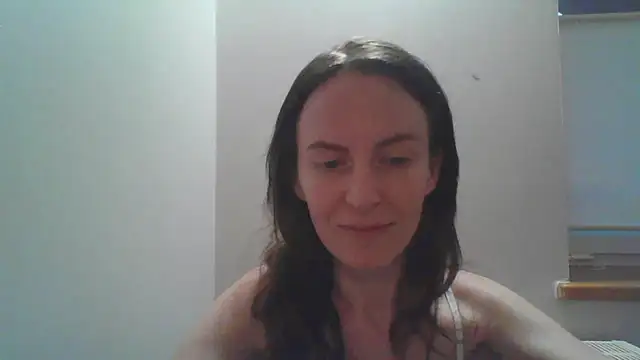 Snapshot of AnnaTight chatting on 07/07/26, 06:23 AnnaTight online show from 07/07/26, 06:23