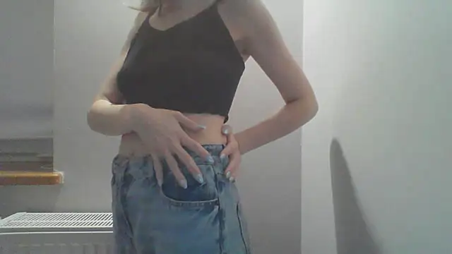 Snapshot of AnnaTight chatting on 07/14/26, 06:57 AnnaTight online show from 07/14/26, 06:57