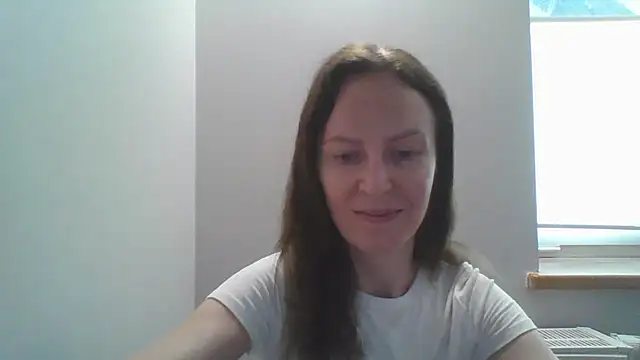 Snapshot of AnnaTight chatting on 07/16/26, 08:31 AnnaTight online show from 07/16/26, 08:31