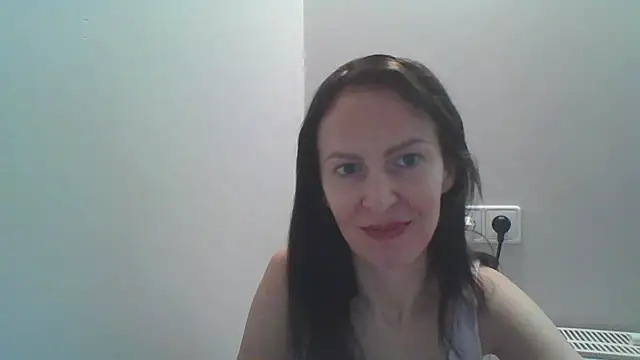Snapshot of AnnaTight chatting on 07/27/26, 09:05 AnnaTight online show from 07/27/26, 09:05