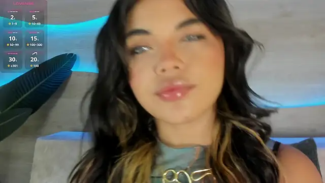 Mia Rosalie online show from 04/27/26, 07:12