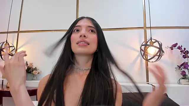 Snapshot of Cynthia1Fox chatting on 05/19/26, 01:56 Cynthia1Fox online show from 05/19/26, 01:56