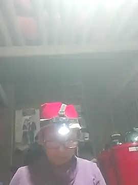 mama-cute online show from 04/01/26, 02:14