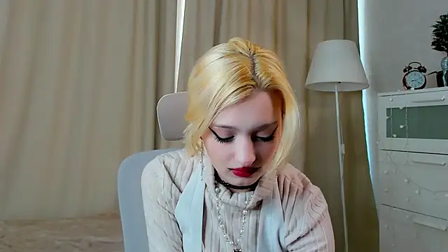 Snapshot of KatherinaFissell chatting on 03/09/26, 10:52 KatherinaFissell online show from 03/09/26, 10:52