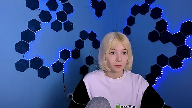  sabrina moore online show from 04/29/26, 08:51