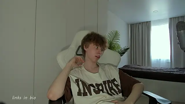 Wawesuc online show from 03/27/26, 08:59