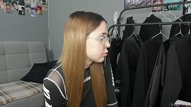 VanessaRosewood online show from 03/29/26, 03:01