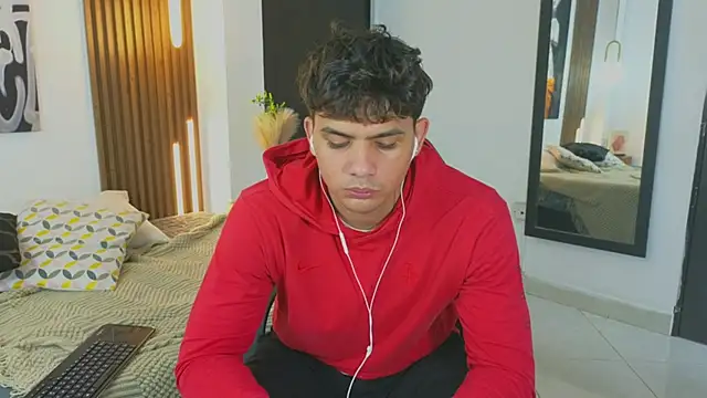 MrAdonis  online show from 04/24/26, 12:51