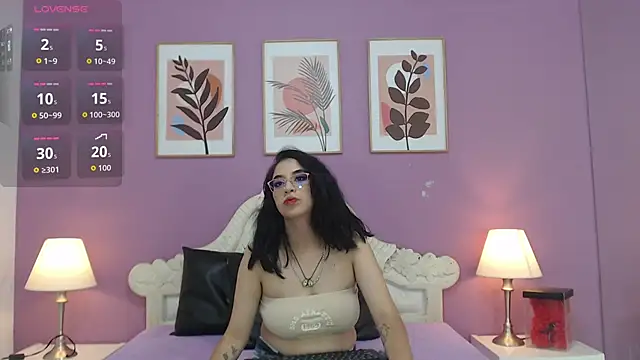 YayaQueen online show from 04/21/26, 03:28