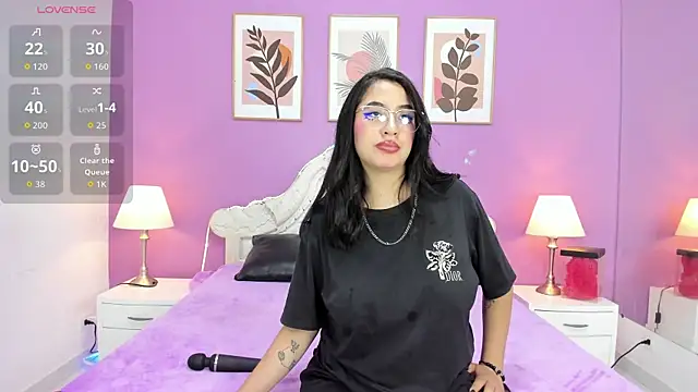 YayaQueen online show from 06/16/26, 11:57
