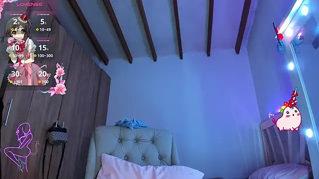 SkyeGabbyRose online show from 06/05/26, 07:47