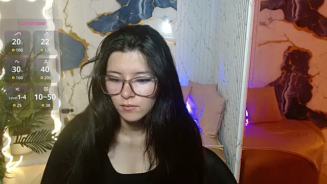 Snapshot of Emy_Tay chatting on 03/09/26, 12:09 Emy Tay online show from 03/09/26, 12:09