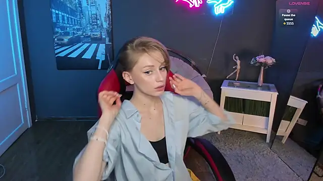 Mickey Milk online show from 04/21/26, 02:12