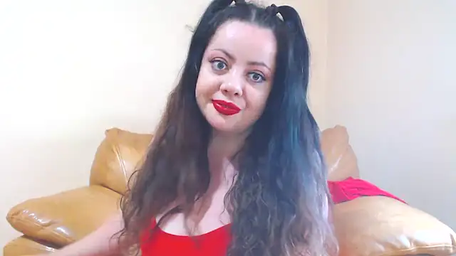Snapshot of SexyNicolle4u chatting on 06/21/26, 11:02 SexyNicolle4u online show from 06/21/26, 11:02
