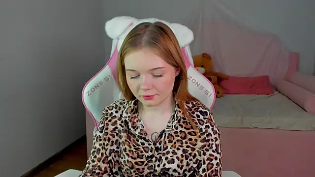 ElinaVale online show from 04/27/26, 04:05