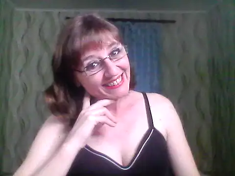 Alisaprice077 online show from 05/20/26, 03:07