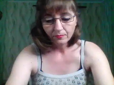 Alisaprice077 online show from 05/27/26, 11:18