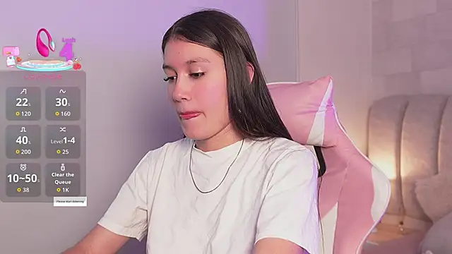 Alanna-Rosse online show from 04/21/26, 11:49