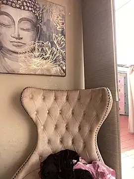 Cloe pink1 online show from 04/14/26, 01:50