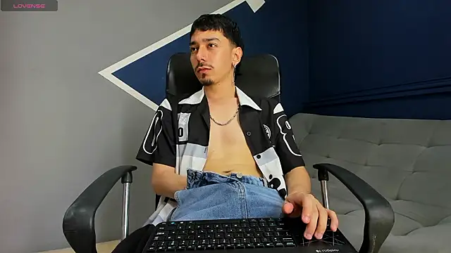 finn jackson online show from 03/11/26, 07:31