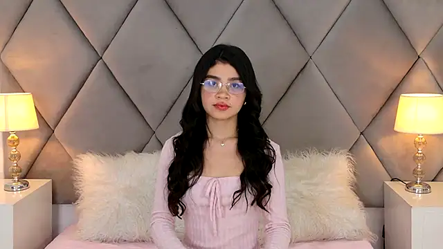 OliviaDiaz online show from 05/27/26, 01:57