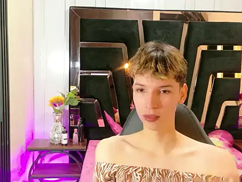 Stefany PiInk online show from 03/16/26, 12:31