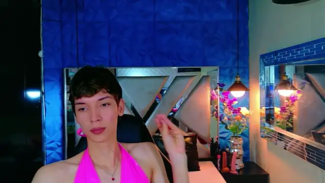 Stefany PiInk online show from 05/26/26, 12:45