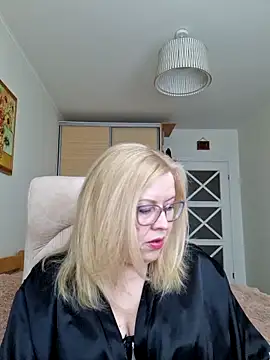 JanieLight53 online show from 04/22/26, 01:12