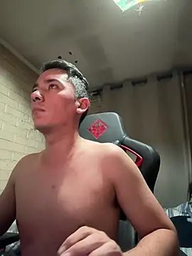 Cr1sXPorn online show from 03/07/26, 12:51