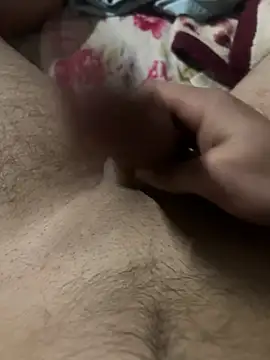 mohamed2113 online show from 04/08/26, 11:05