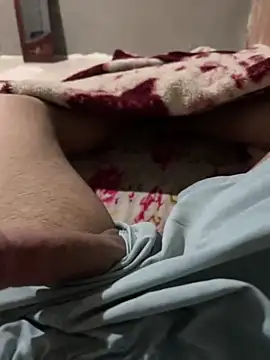 mohamed2113 online show from 04/17/26, 07:17