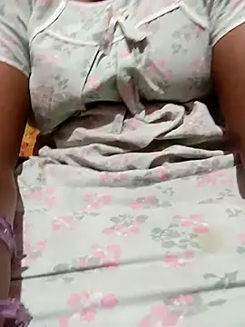 hot-couple11111 online show from 06/25/26, 07:13